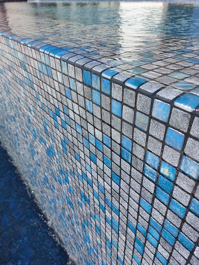 LENA Szürke Kültéri Medence Mozaik Burkolat