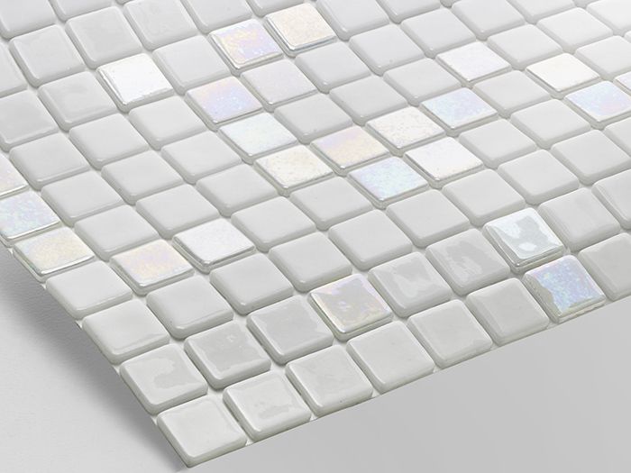 ERNIO Fehér Kültéri Medence Mozaik Burkolat